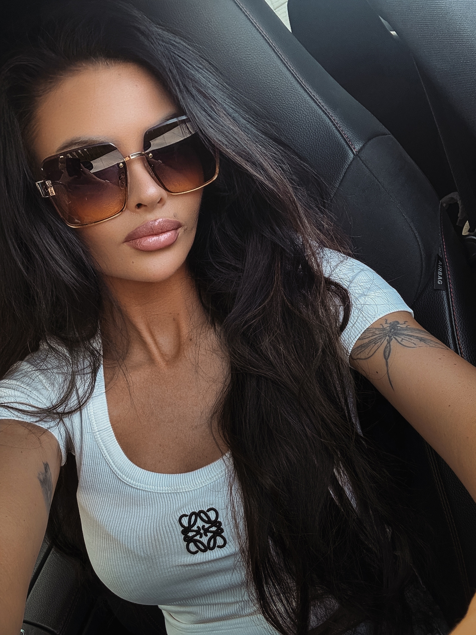 Okulary damskie przeciwsłoneczne CLOSE OLAVOGA czarne