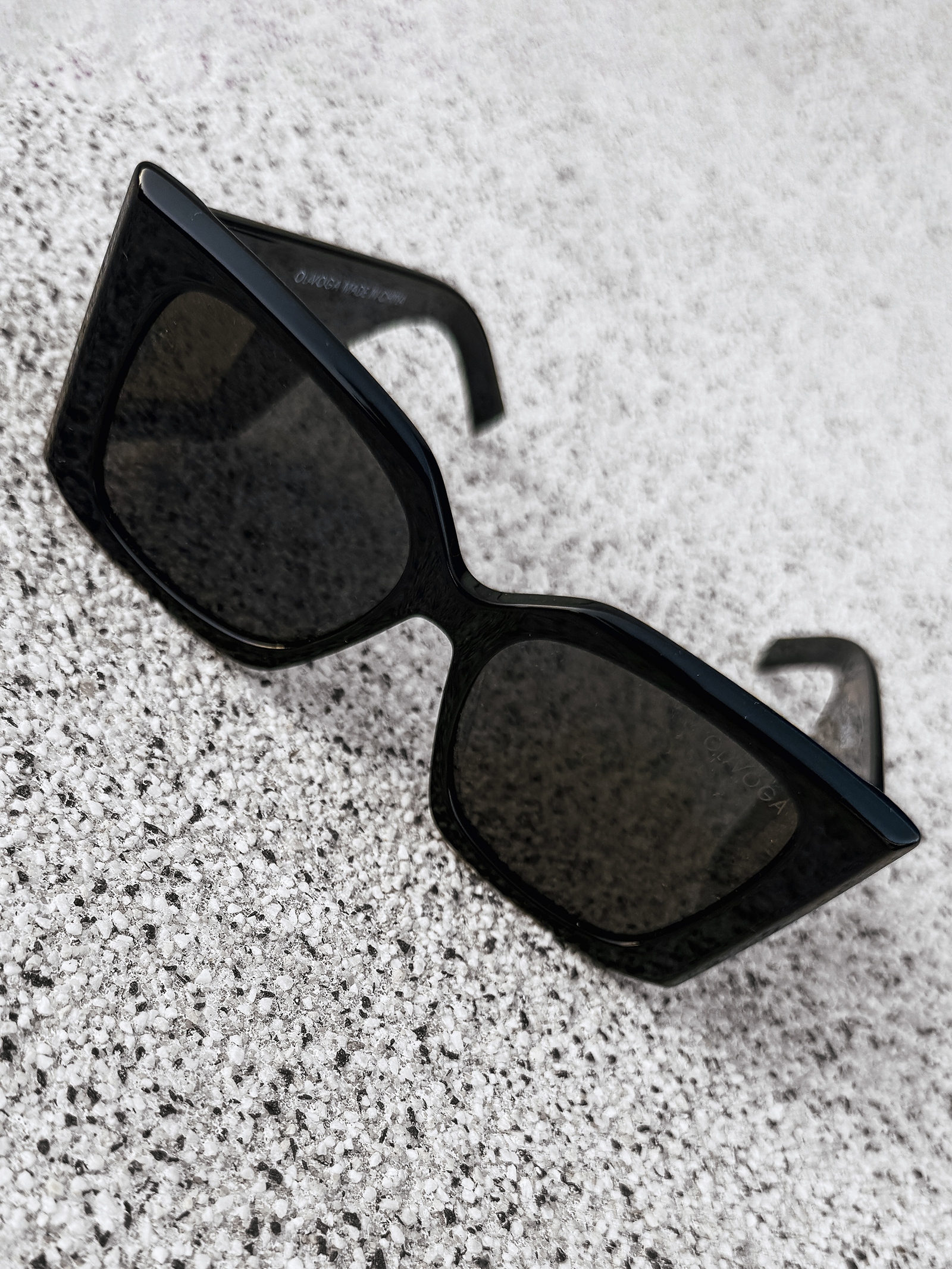 Okulary damskie przeciwsłoneczne EYZ OLAVOGA czarne Okulary damskie przeciwsłoneczne EYZ OLAVOGA czarne