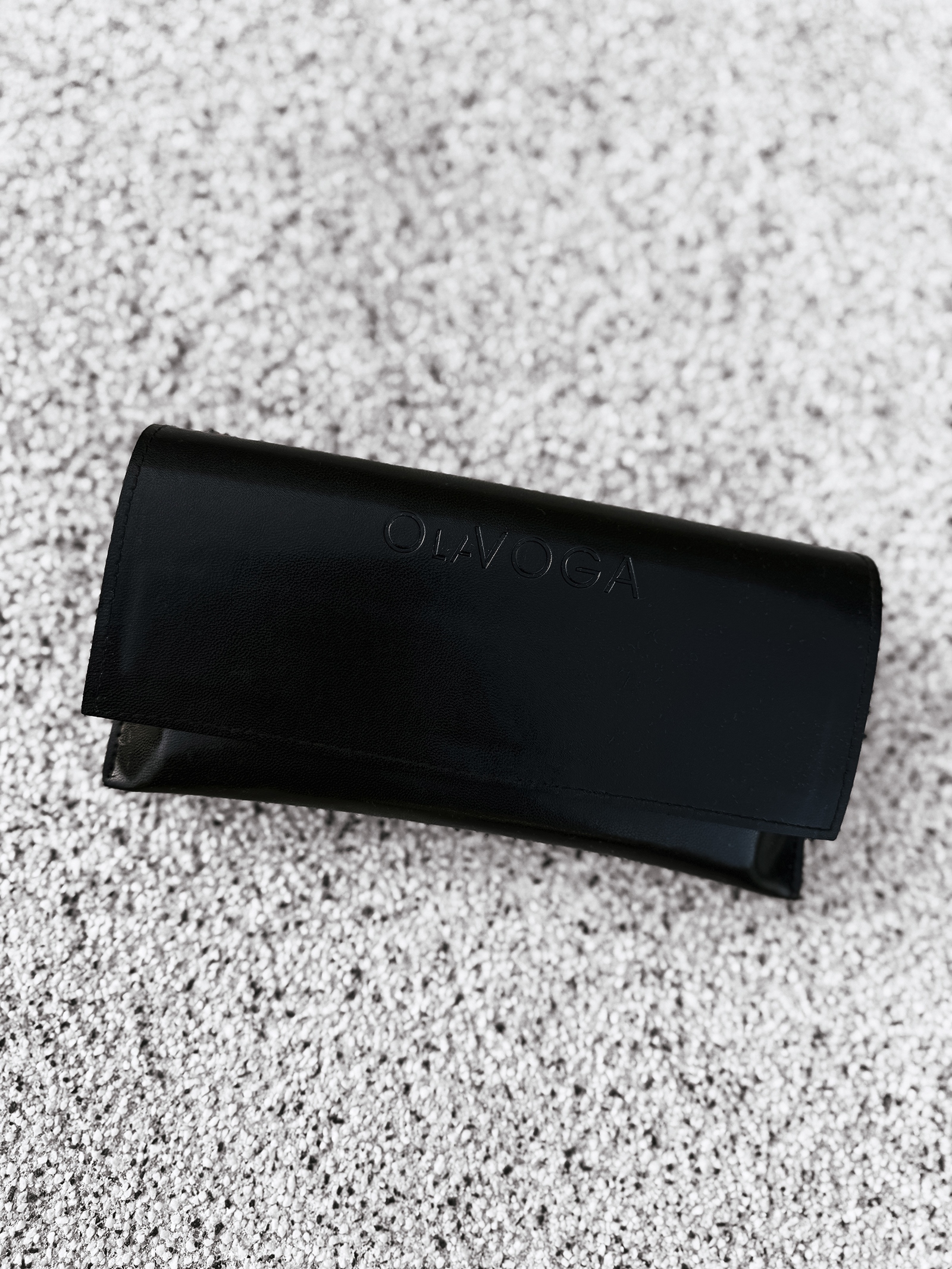 Okulary damskie przeciwsłoneczne EYZ OLAVOGA beżowe Okulary damskie przeciwsłoneczne EYZ OLAVOGA beżowe