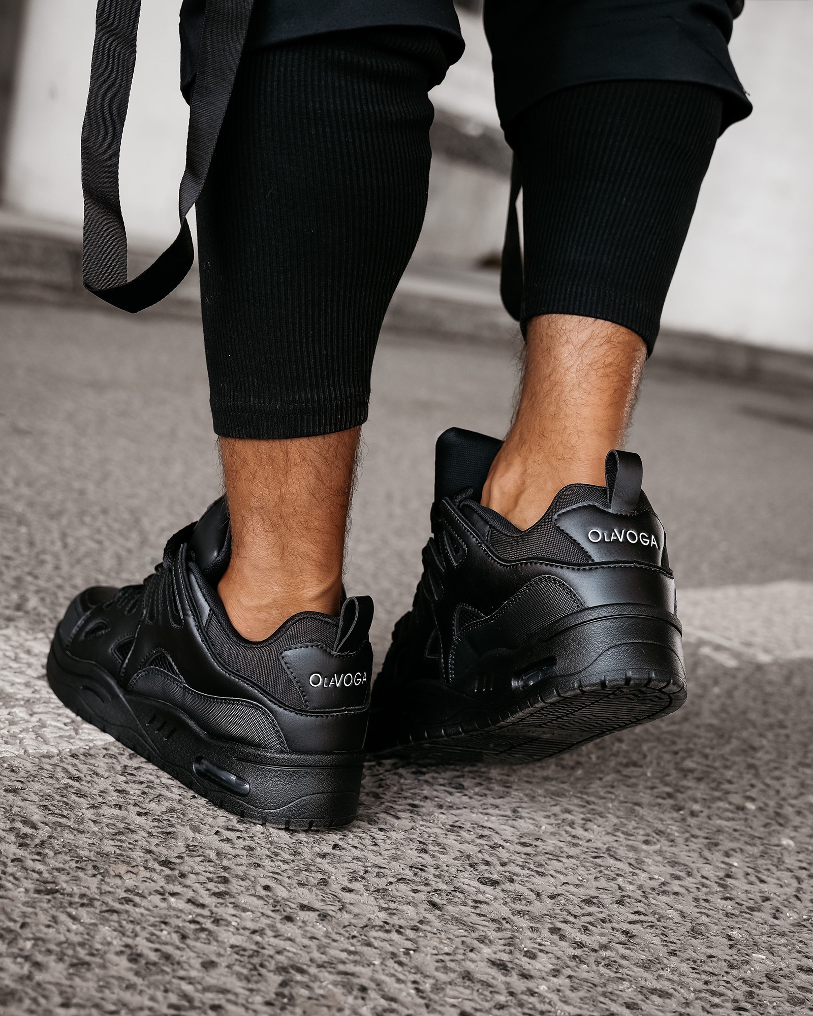 Buty sportowe sneakersy męskie AUTHENTIC OLAVOGA czarny