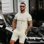 Komplet welurowy męski ze spodenkami NIGHT THREAD OLAVOGA beżowy