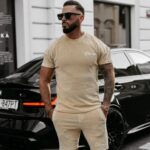 Komplet welurowy męski ze spodenkami NIGHT THREAD OLAVOGA karmel