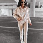 Komplet damski welurowy HANDY OLAVOGA beżowy