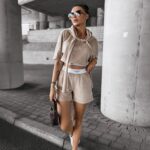 Komplet welurowy sportowy SIBE OLAVOGA beżowy