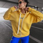 Bluza damska z kapturem NORTH OLAVOGA żółta