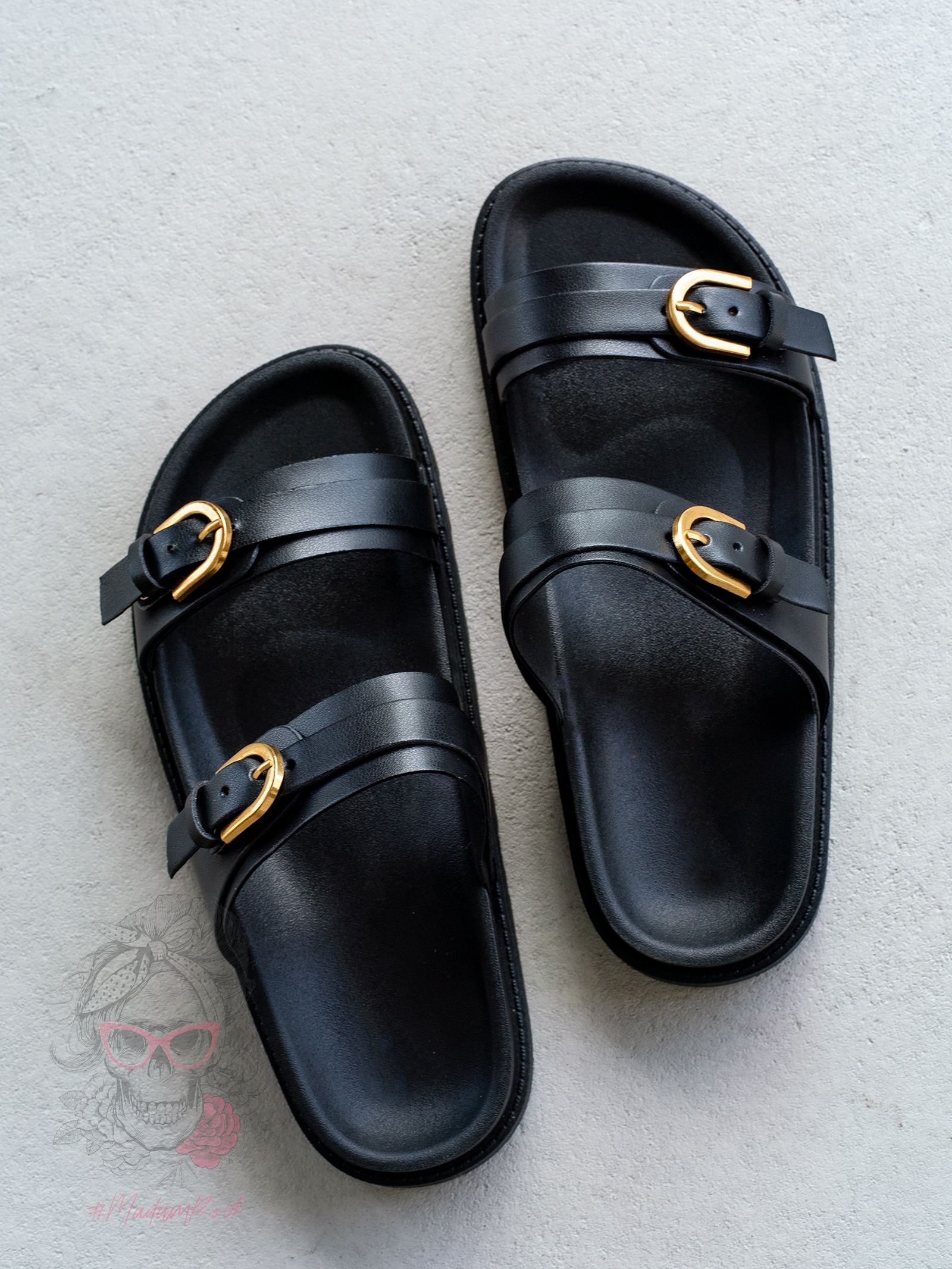 Klapki profilowane Madam Trop czarne Klapki profilowane Madam Trop czarne