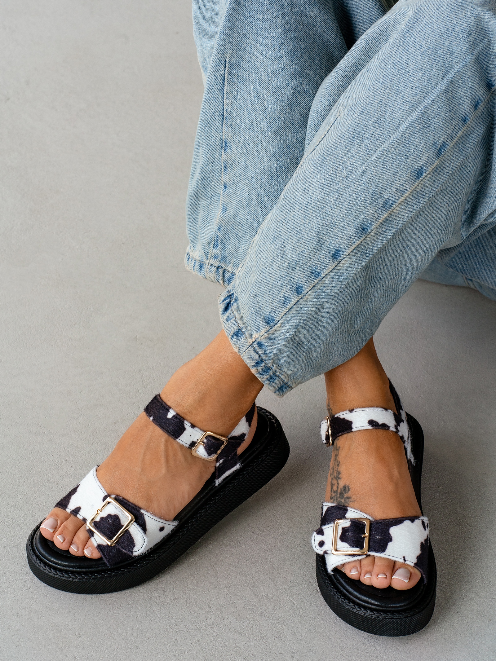 Sandały na platformie Madam Wexet krowie łatki Sandały na platformie Madam Wexet krowie łatki