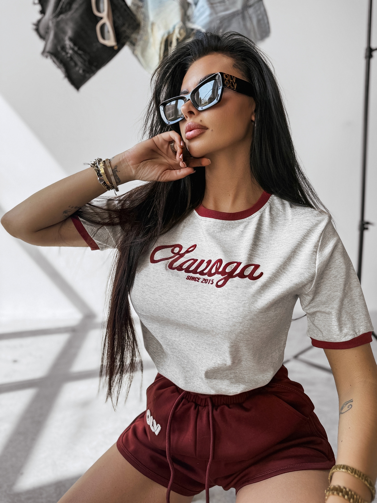 T-shirt dopasowany bawełniany AVEN OLAVOGA szary