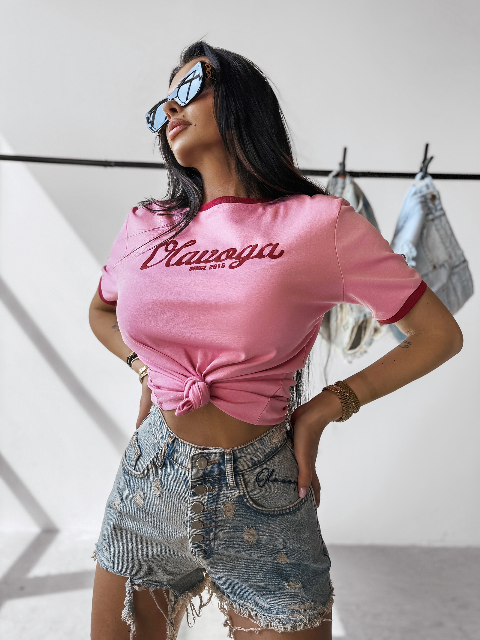 T-shirt dopasowany bawełniany AVEN OLAVOGA różowy T-shirt dopasowany bawełniany AVEN OLAVOGA różowy