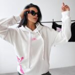 Bluza bawełniana z kapturem oversize CLOSER OLAVOGA ecru