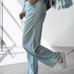 Spodnie jeansowe z logowaną gumą MIAGE OLAVOGA niebieskie