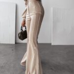 Komplet damski casualowy kurtka+spodnie FECTO OLAVOGA beżowy