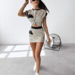 Komplet damski kamizelka+spódnico-spodenki NAUTICAL STRIPES OLAVOGA ecru