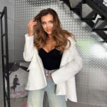 Marynarka oversize z aplikacją MC SMILE biała-puder