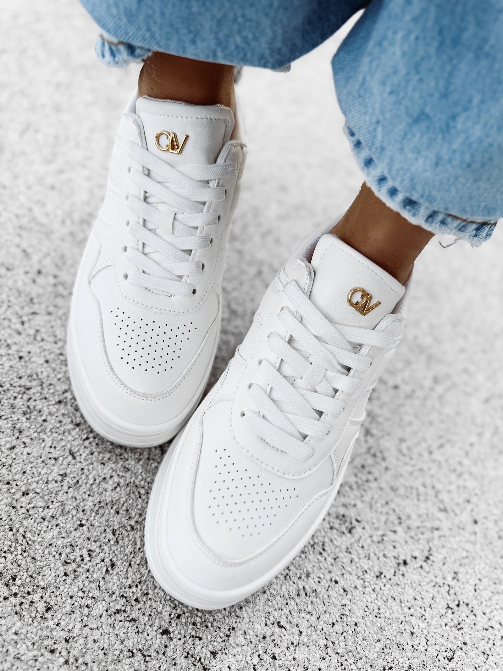 Sneakersy damskie VENETY OLAVOGA białe