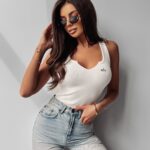 Body z głębokim dekoltem UMBRA OLAVOGA ecru