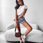 T-shirt damski bawełniany SUBTLE OLAVOGA ecru