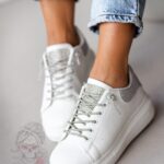 Trampki z cyrkoniami Madam Show Must Go On białe