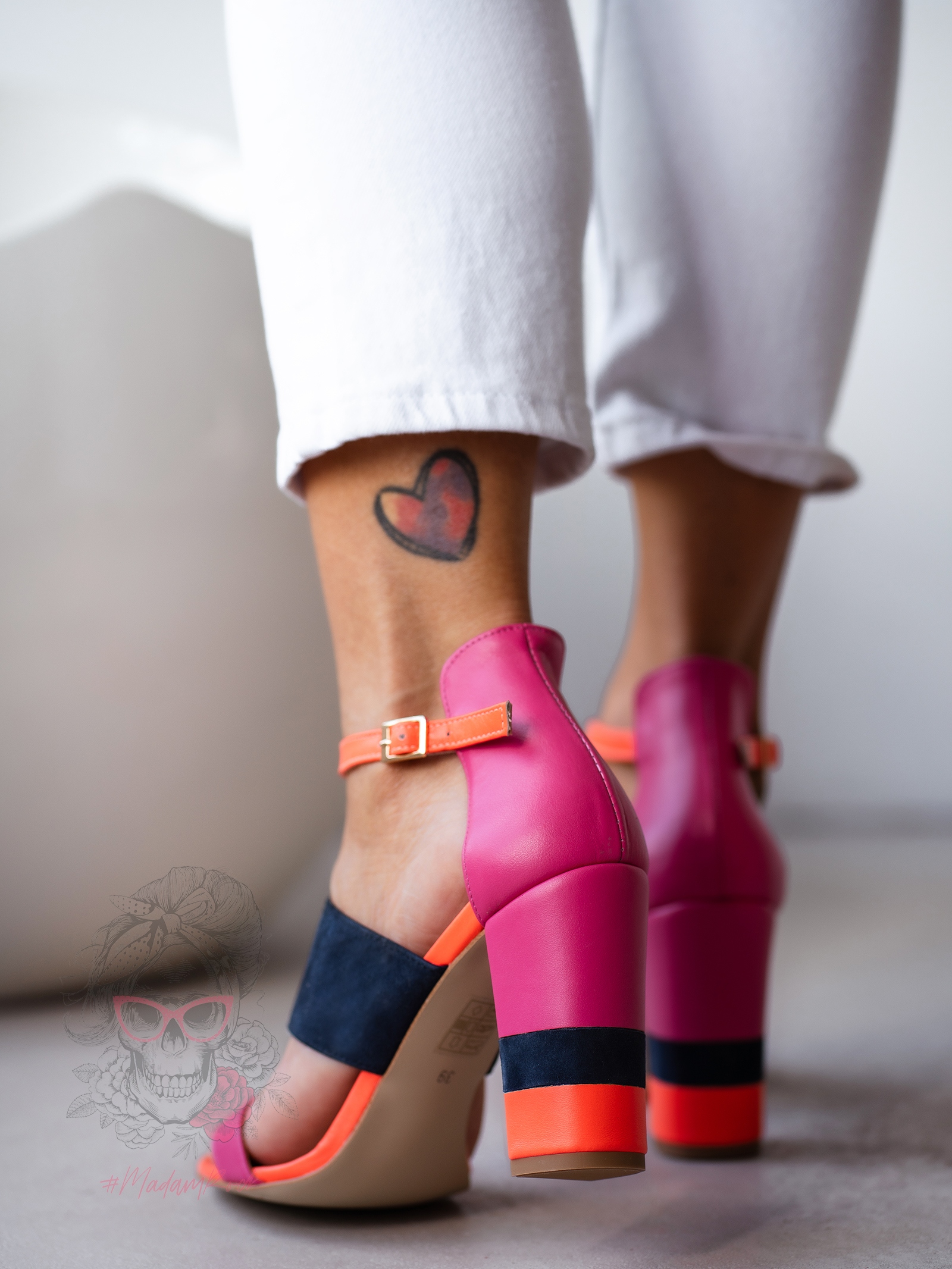 Sandały na słupku Madam Gasi pomarańczowe