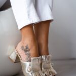 Klapki na klocku Madam Coco złote