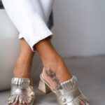 Klapki na klocku Madam Coco złote