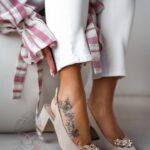 Czółenka na słupku Madam AmoreMio beżowe