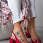 Czółenka na słupku Madam AmoreMio malinowe