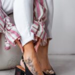 Czółenka na słupku Madam AmoreMio czarne