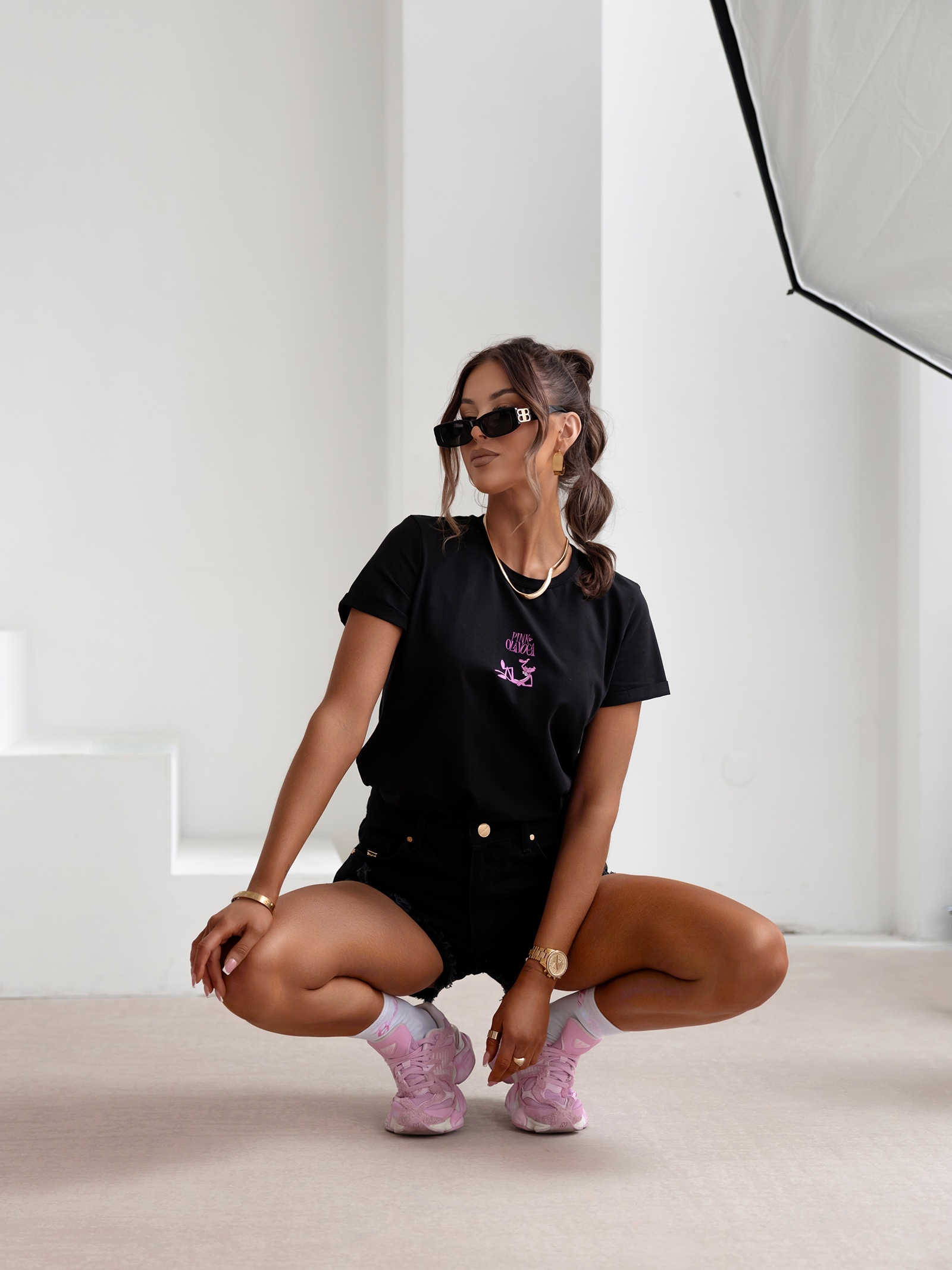 T-shirt taliowany PORT OLAVOGA czarny