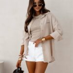 Koszula bawełniana z haftowanym logo VEE OLAVOGA beżowa