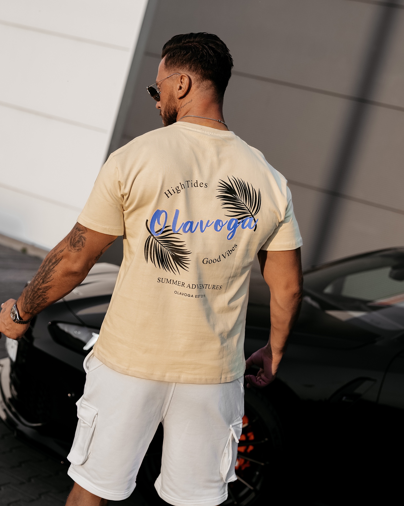 T-shirt męski bawełniany logowany PALM WAVE OLAVOGA beżowy