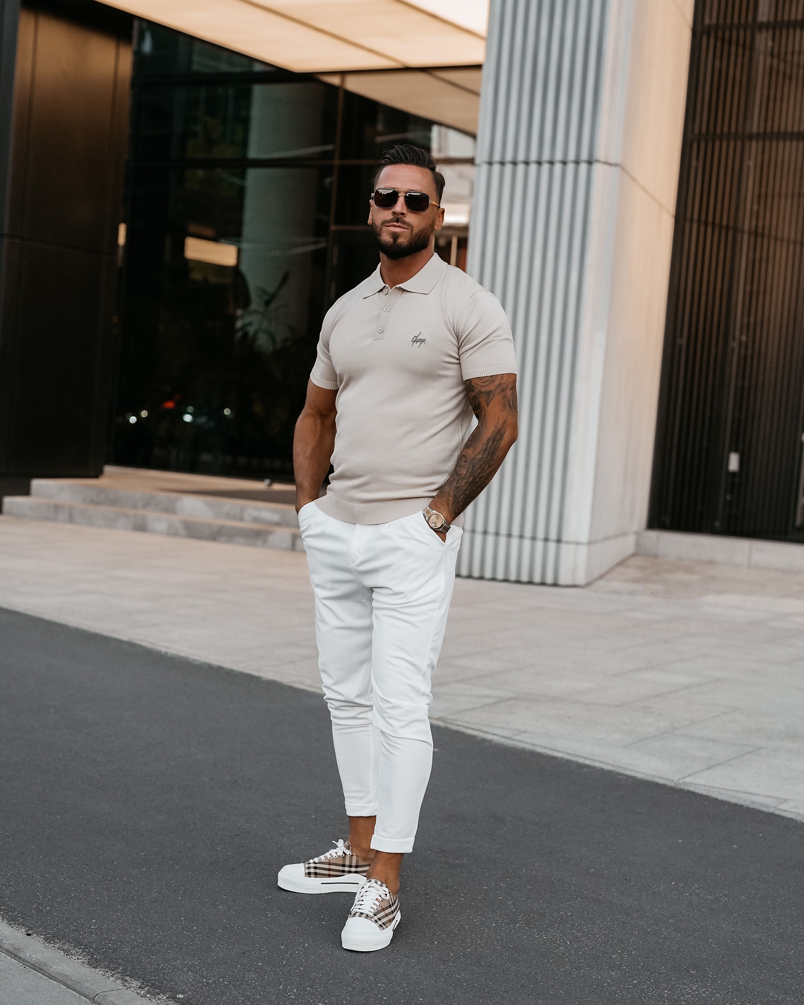 T-shirt polo męski złota blaszka TWIST OLAVOGA beżowy T-shirt polo męski złota blaszka TWIST OLAVOGA beżowy