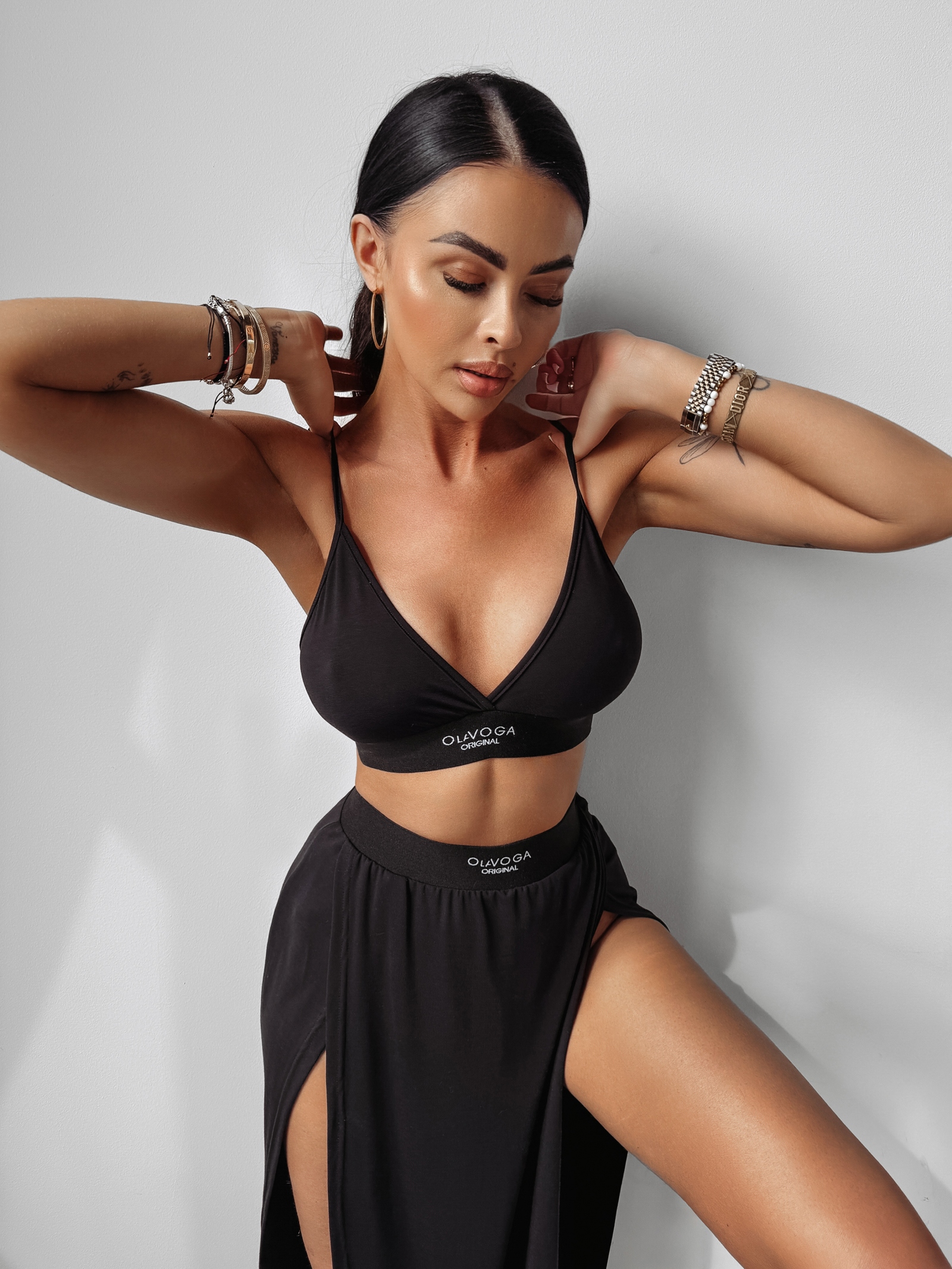 Komplet ze spódnicą BORNEO OLAVOGA czarny Komplet ze spódnicą BORNEO OLAVOGA czarny