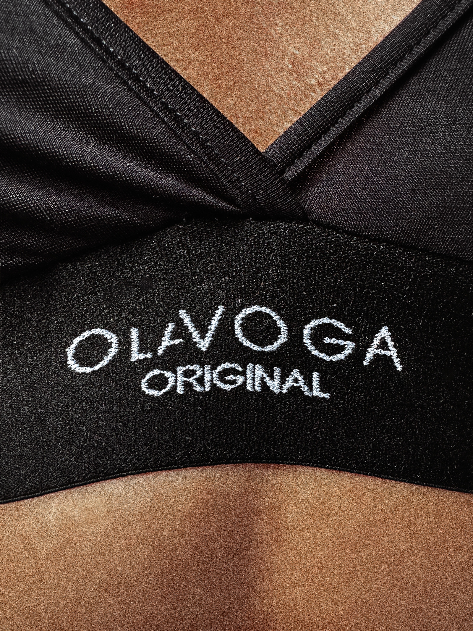 Komplet ze spódnicą BORNEO OLAVOGA czarny Komplet ze spódnicą BORNEO OLAVOGA czarny