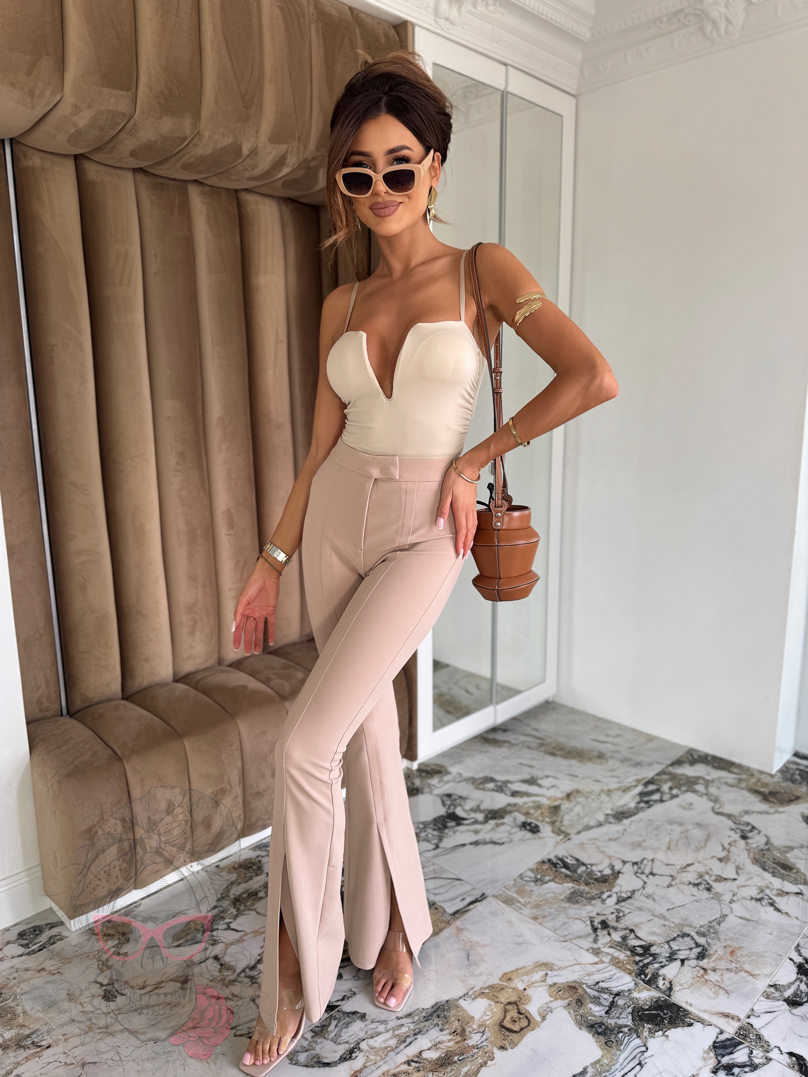 Spodnie eleganckie dzwony Keloni II beżowe Spodnie eleganckie dzwony Keloni II beżowe