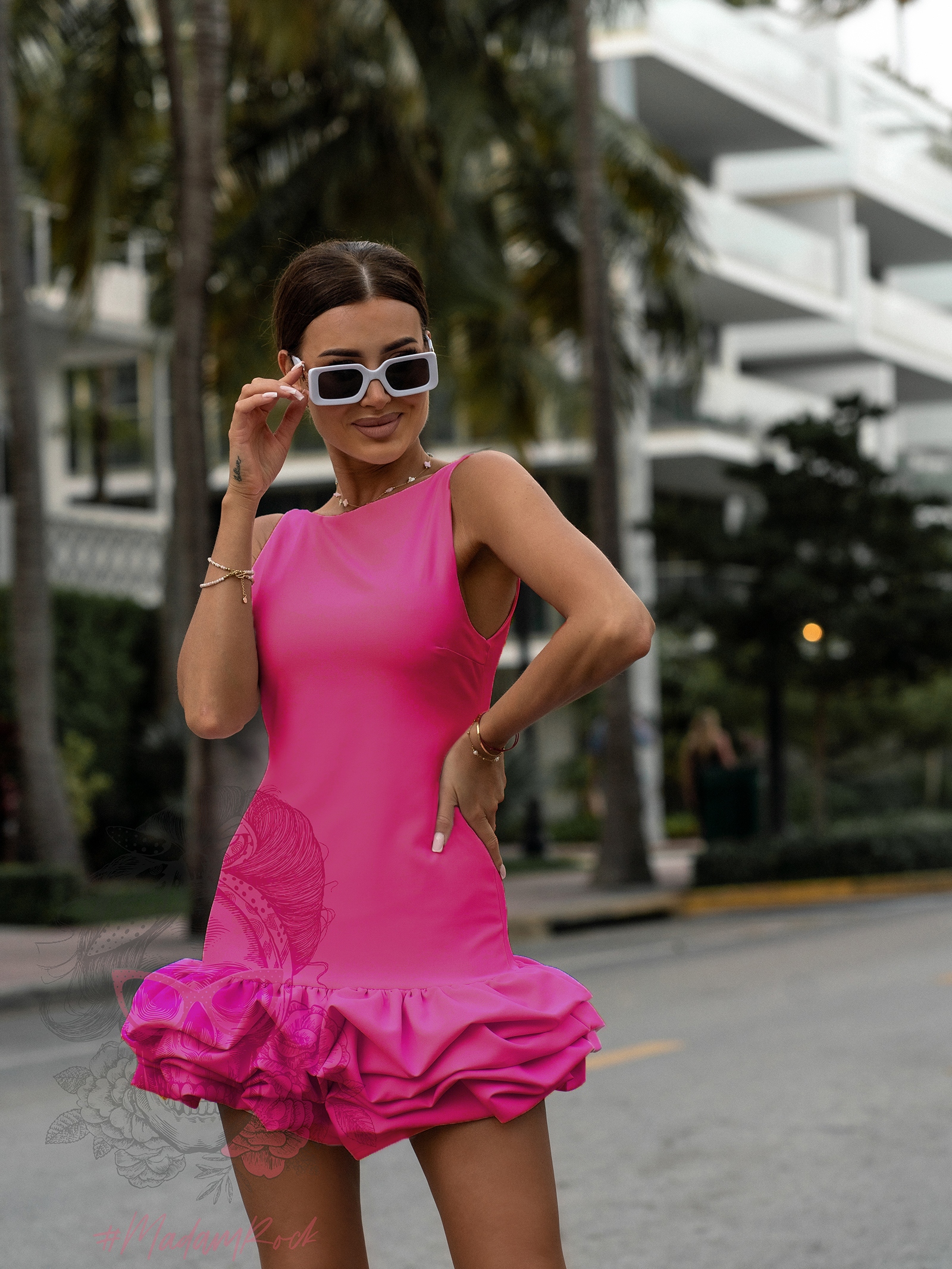 Sukienka mini z falbanką Reas II fuksja