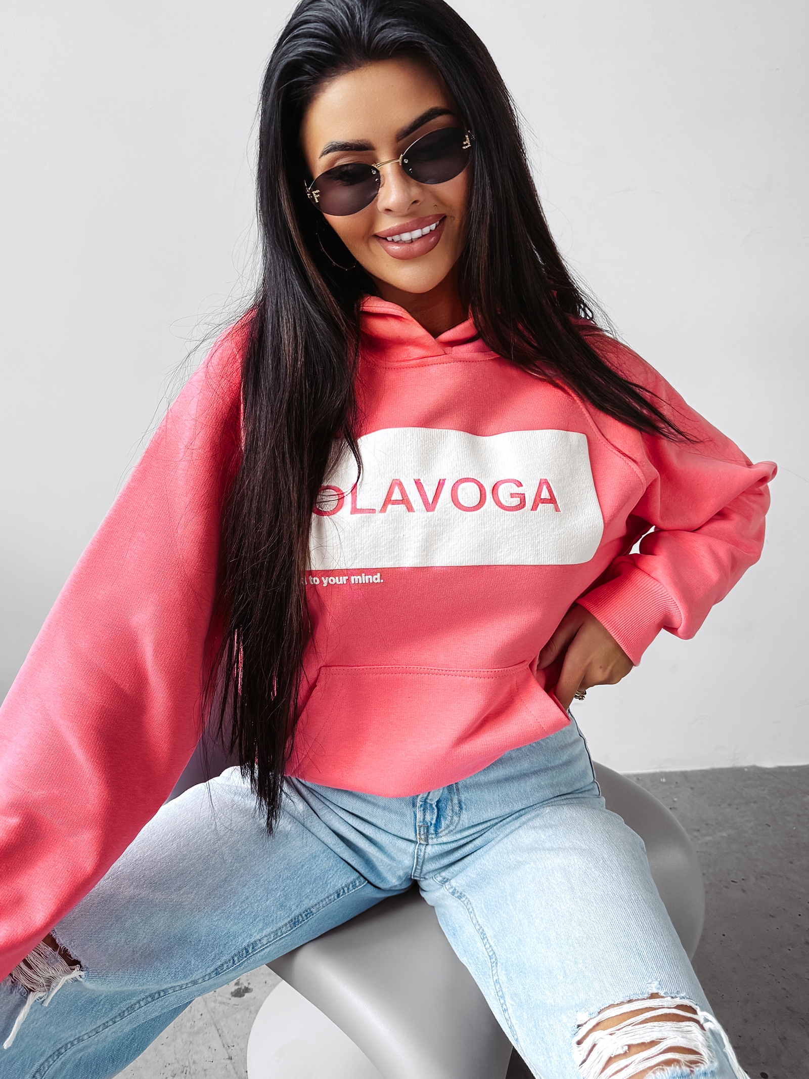 Bluza damska z kapturem SWEET ROLL OLAVOGA koralowa