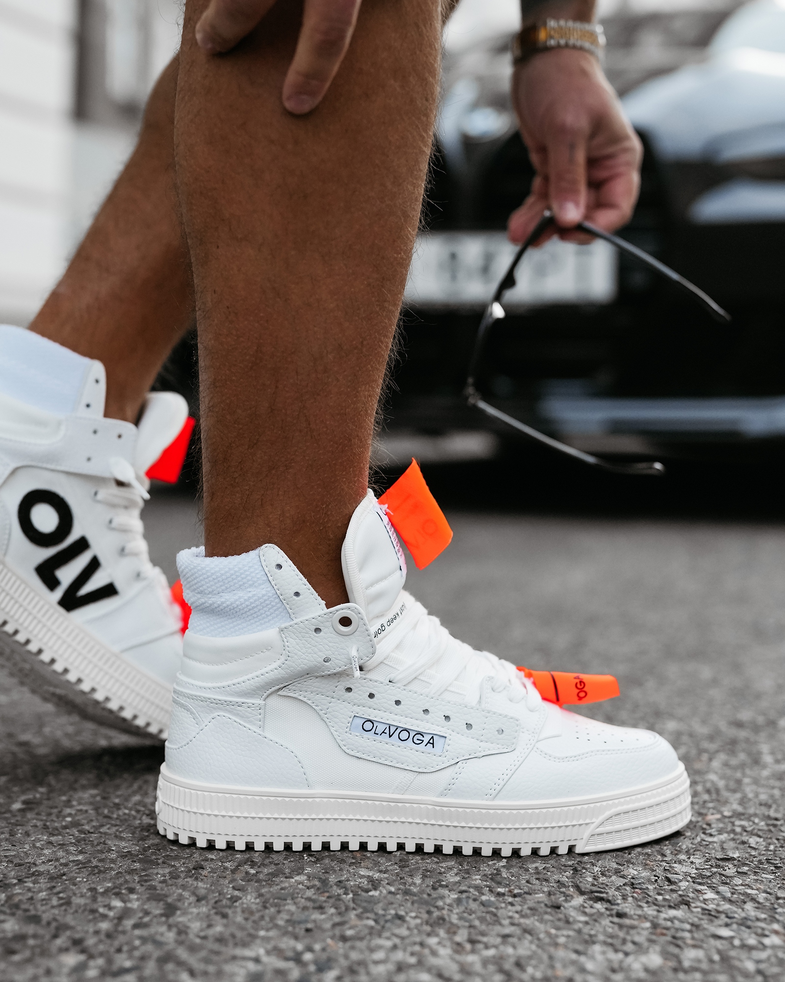 Sneakersy męskie logowane HYPER OLAVOGA białe