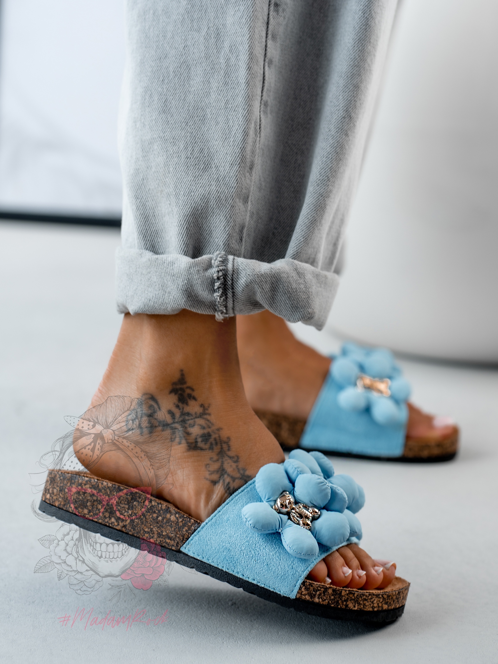 Klapki profilowane Madam Floer błękitne