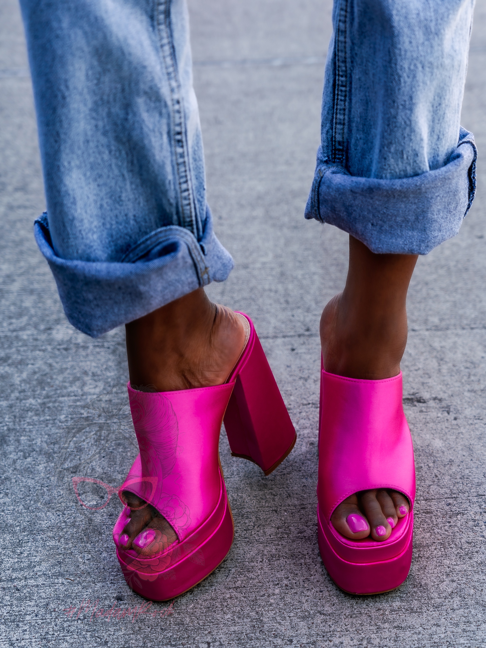 Klapki na platformie Madam Mediolan fuksja