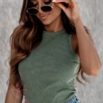 Top dekatyzowany prążkowany Akal khaki