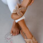 Klapki płaskie Madam Bolle karmelowe