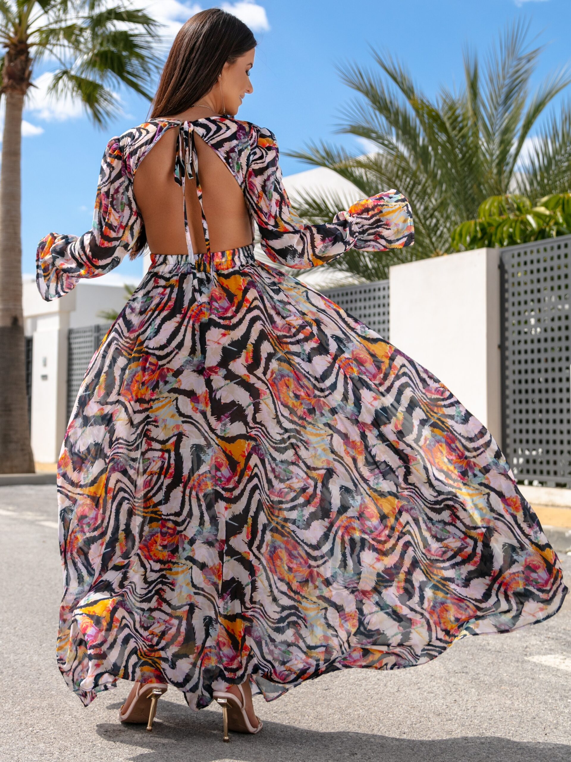 Sukienka maxi NB Zambizi kolorowa zebra Sukienka maxi NB Zambizi kolorowa zebra