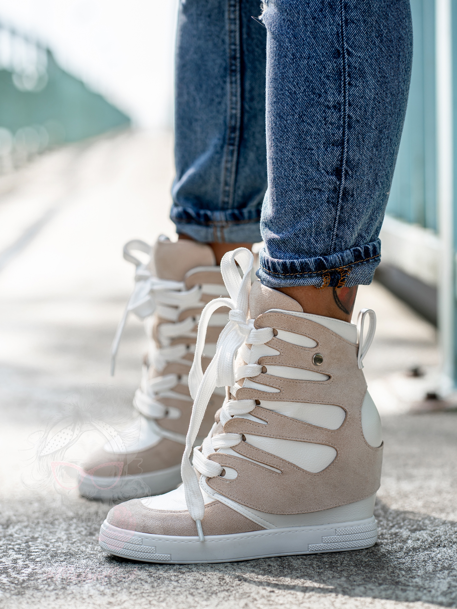 Sneakersy Madam Krua biało-beżowe Sneakersy Madam Krua biało-beżowe