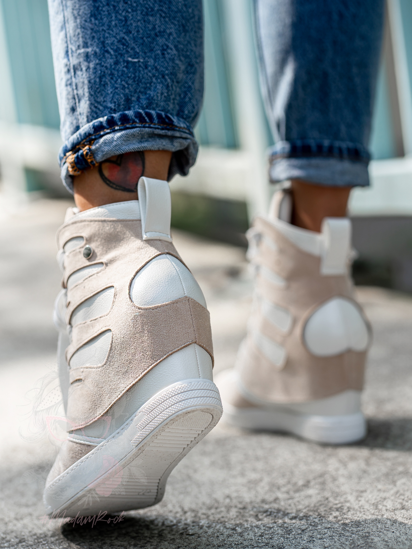 Sneakersy Madam Krua biało-beżowe Sneakersy Madam Krua biało-beżowe