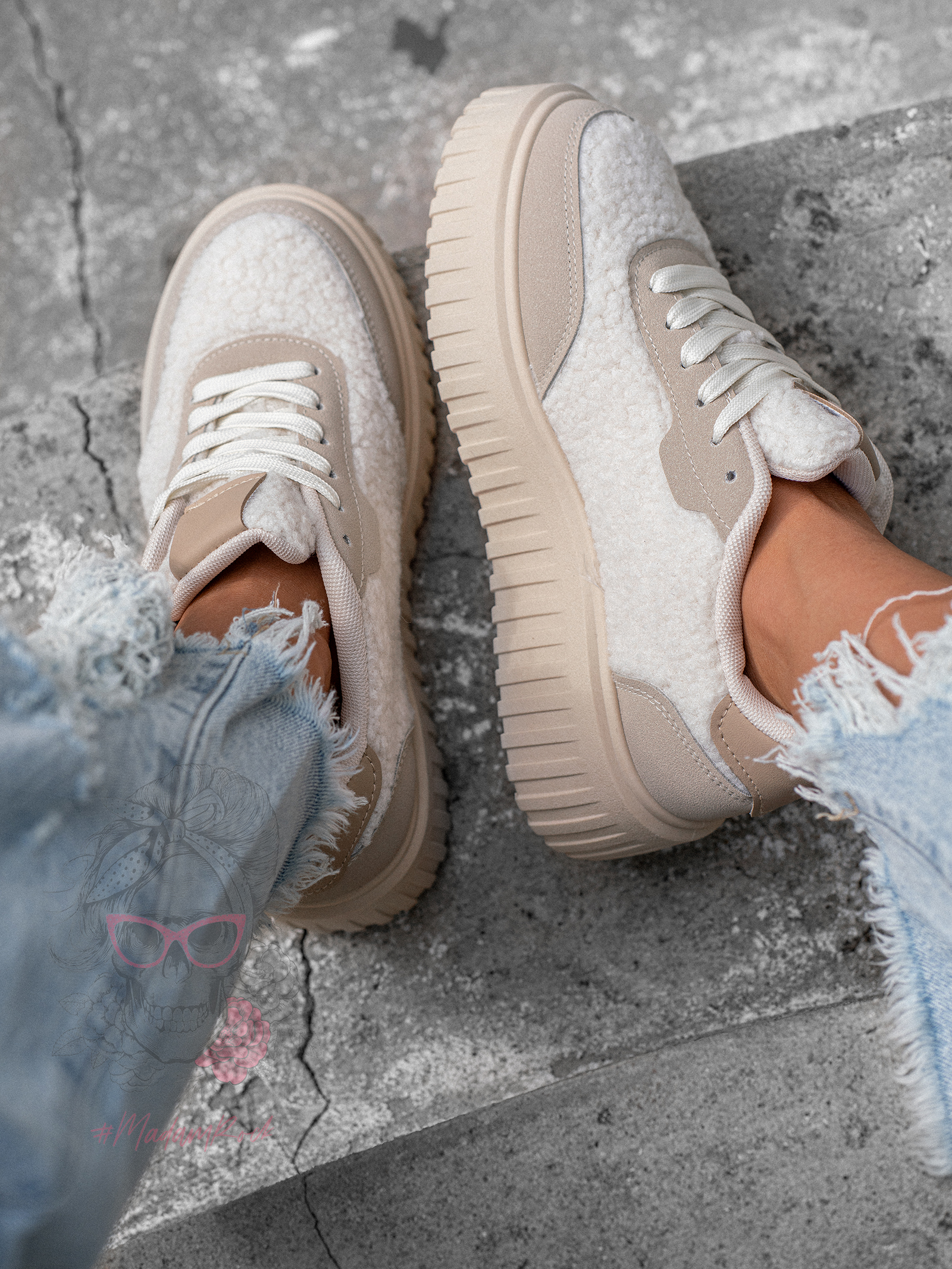 Buty sportowe z barankiem Madam Bessai jasnobeżowe