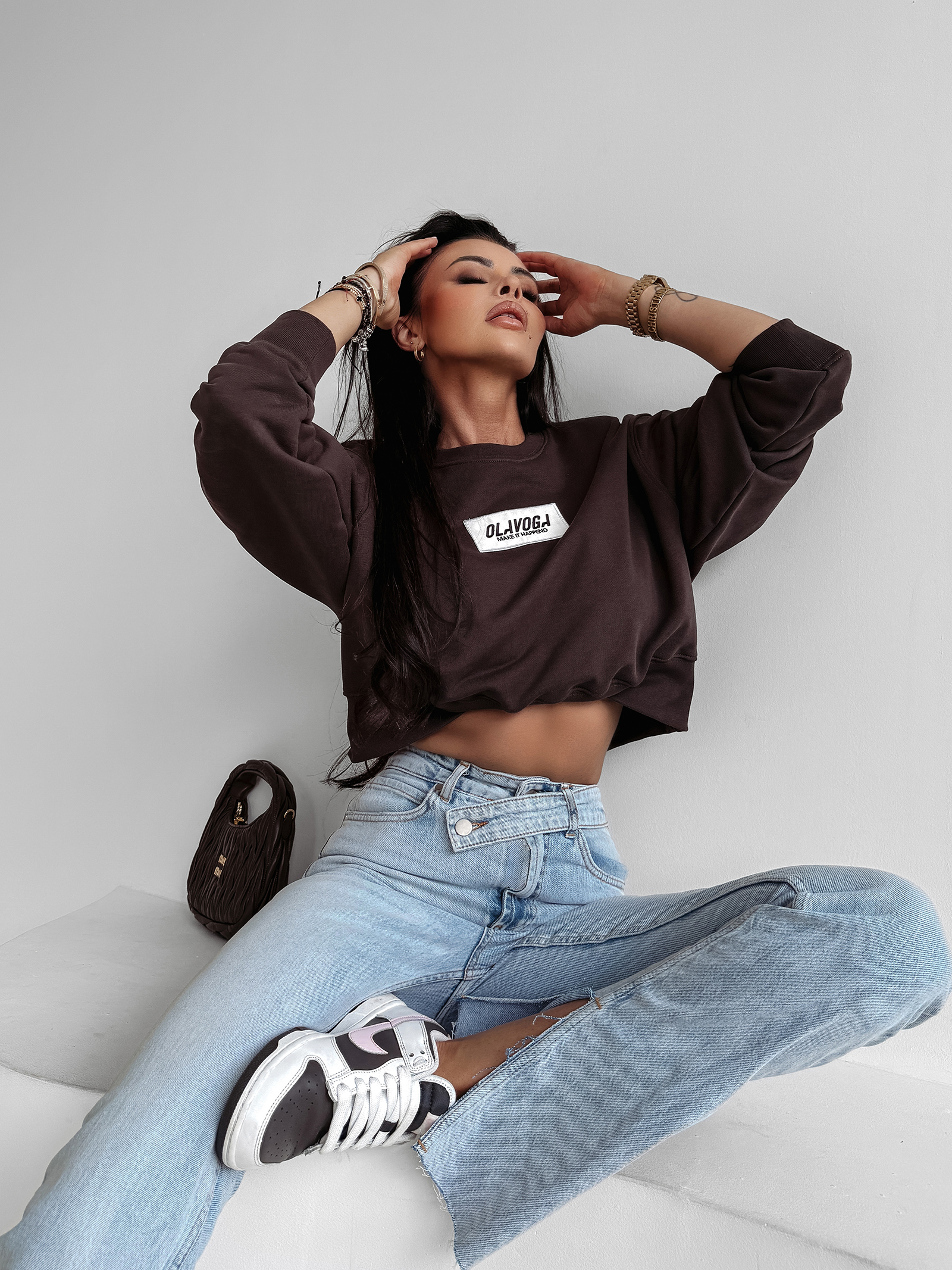 Bluza bawełniana CINNAMON HAZE OLAVOGA brązowa Bluza bawełniana CINNAMON HAZE OLAVOGA brązowa