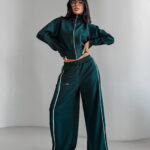 Bluza bez kaptura OLAVOGA SILENT STORM SWEATSHIRT butelkowa zieleń