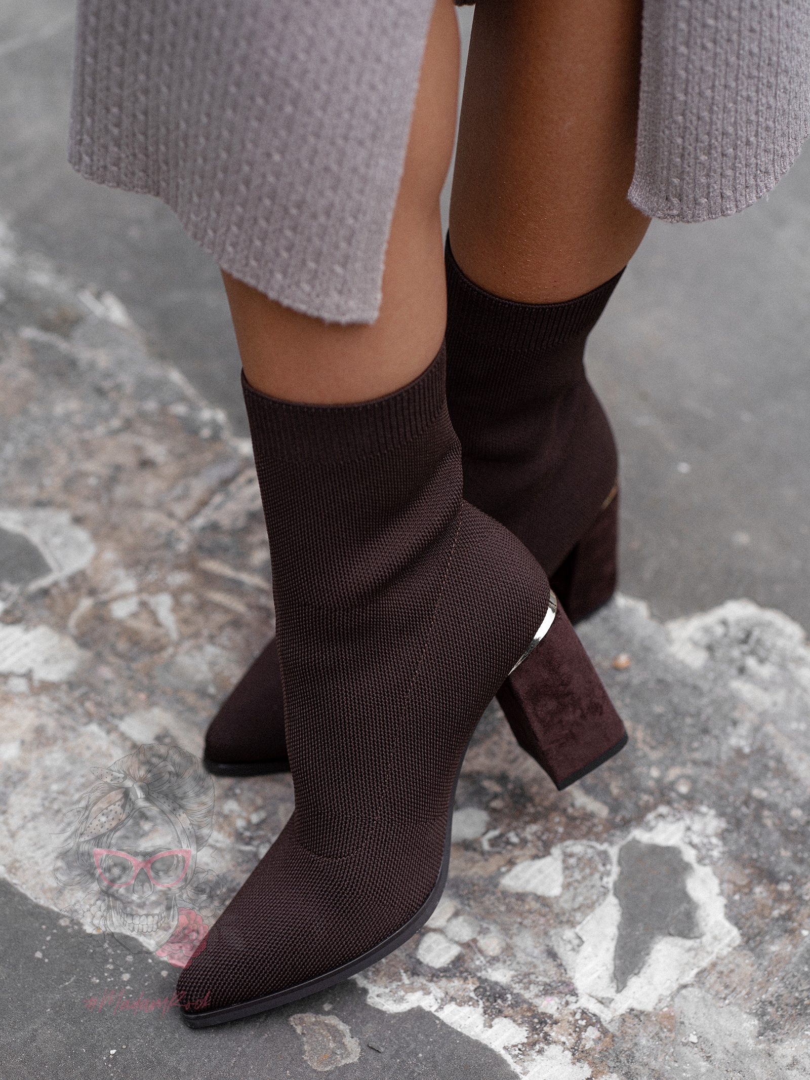 Botki dopasowane Madam Dikaso czekoladowe