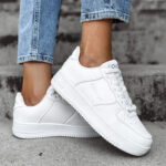 Sneakersy damskie TOLBY OLAVOGA białe